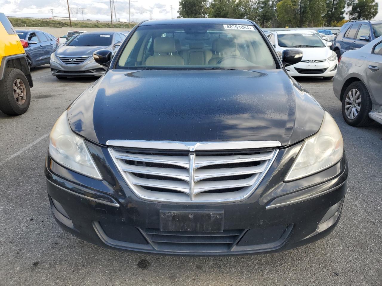 Photo 4 VIN: KMHGC4DF6BU138449 - HYUNDAI GENESIS 