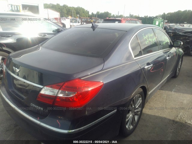 Photo 3 VIN: KMHGC4DF6CU163840 - HYUNDAI GENESIS 