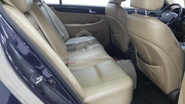 Photo 32 VIN: KMHGC4DF7CU170067 - HYUNDAI GENESIS 