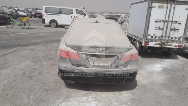 Photo 5 VIN: KMHGC4DF8AU069827 - HYUNDAI GENESIS 