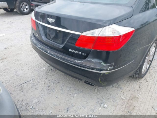 Photo 5 VIN: KMHGC4DF8AU075093 - HYUNDAI GENESIS 