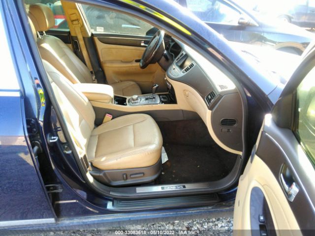 Photo 4 VIN: KMHGC4DF8BU132345 - HYUNDAI GENESIS 