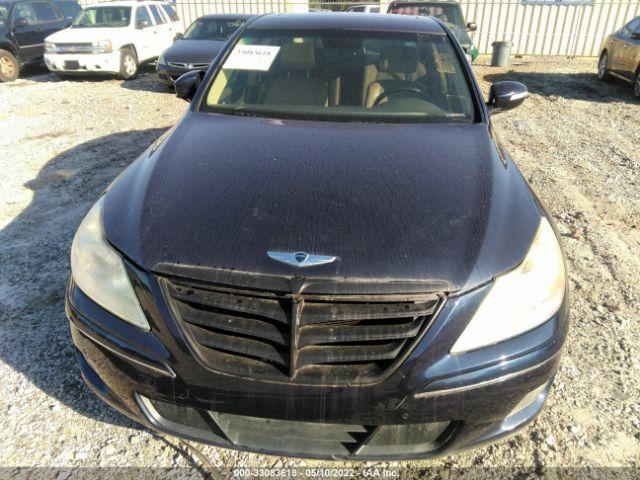 Photo 5 VIN: KMHGC4DF8BU132345 - HYUNDAI GENESIS 