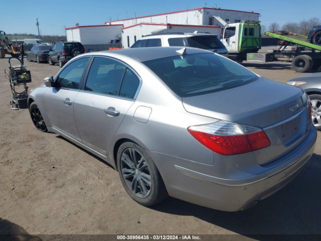 Photo 2 VIN: KMHGC4DF9BU132435 - HYUNDAI GENESIS 