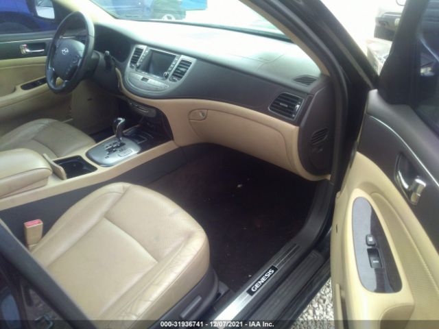 Photo 4 VIN: KMHGC4DFXAU072650 - HYUNDAI GENESIS 