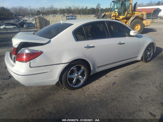 Photo 3 VIN: KMHGC4DFXBU133058 - HYUNDAI GENESIS 