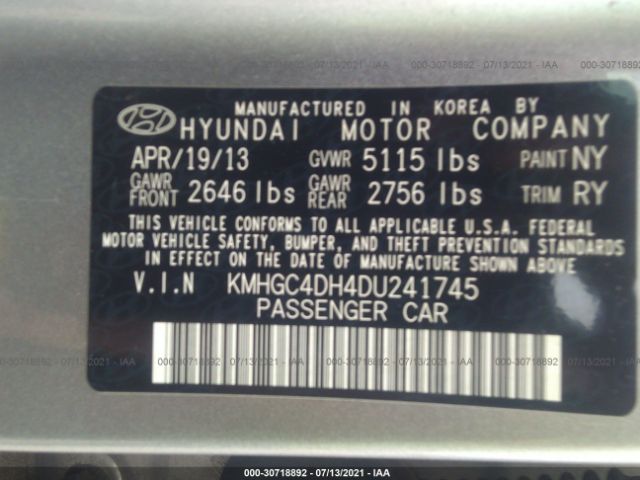 Photo 8 VIN: KMHGC4DH4DU241745 - HYUNDAI GENESIS 