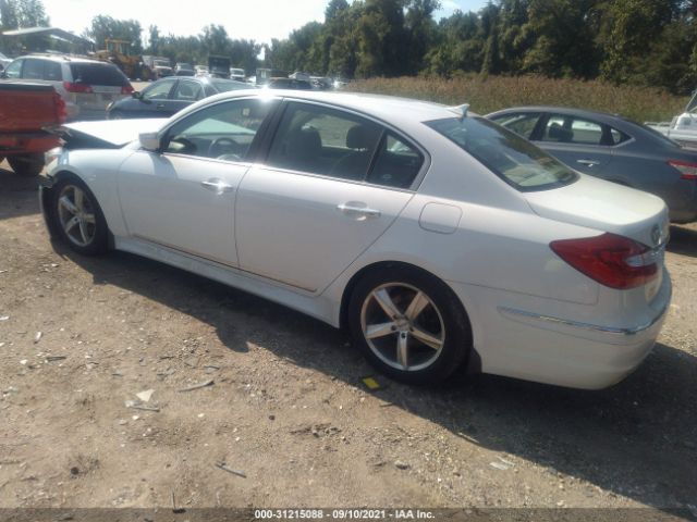 Photo 2 VIN: KMHGC4DHXCU202060 - HYUNDAI GENESIS 