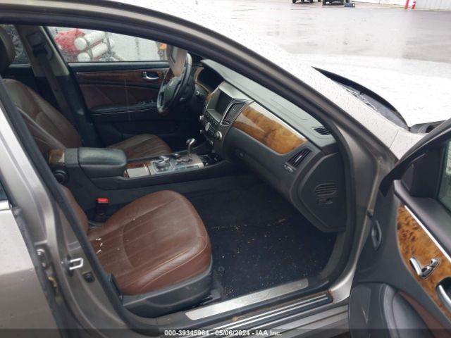 Photo 4 VIN: KMHGH4JF3BU034894 - HYUNDAI EQUUS 