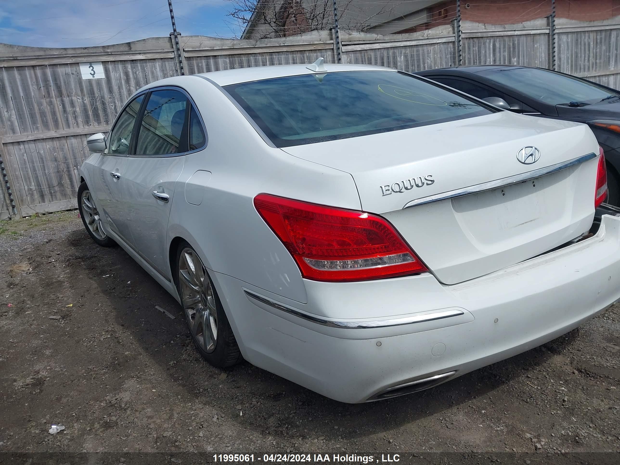 Photo 2 VIN: KMHGH4JH1CU046819 - HYUNDAI EQUUS 