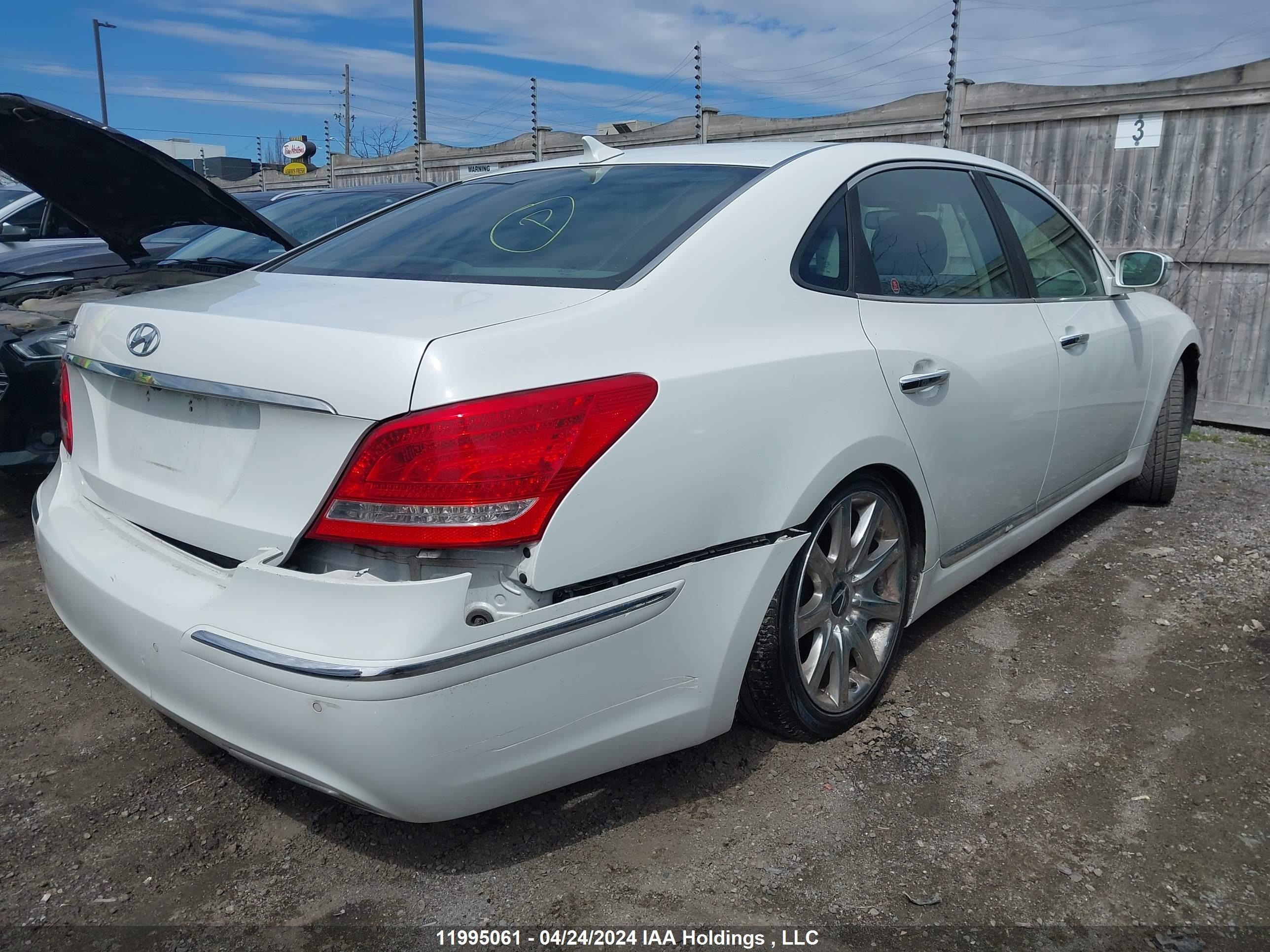 Photo 3 VIN: KMHGH4JH1CU046819 - HYUNDAI EQUUS 