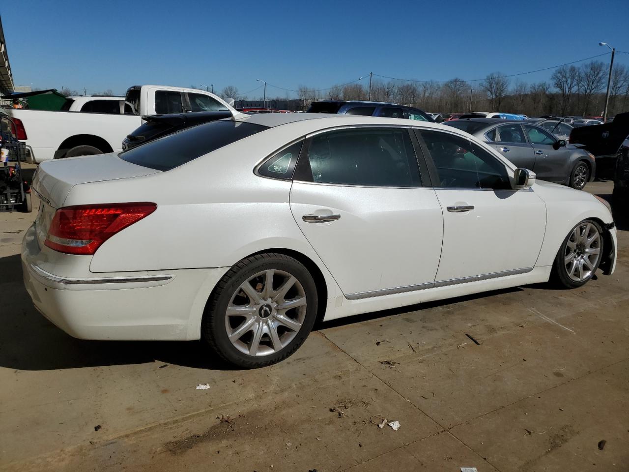 Photo 2 VIN: KMHGH4JH3CU056090 - HYUNDAI EQUUS 