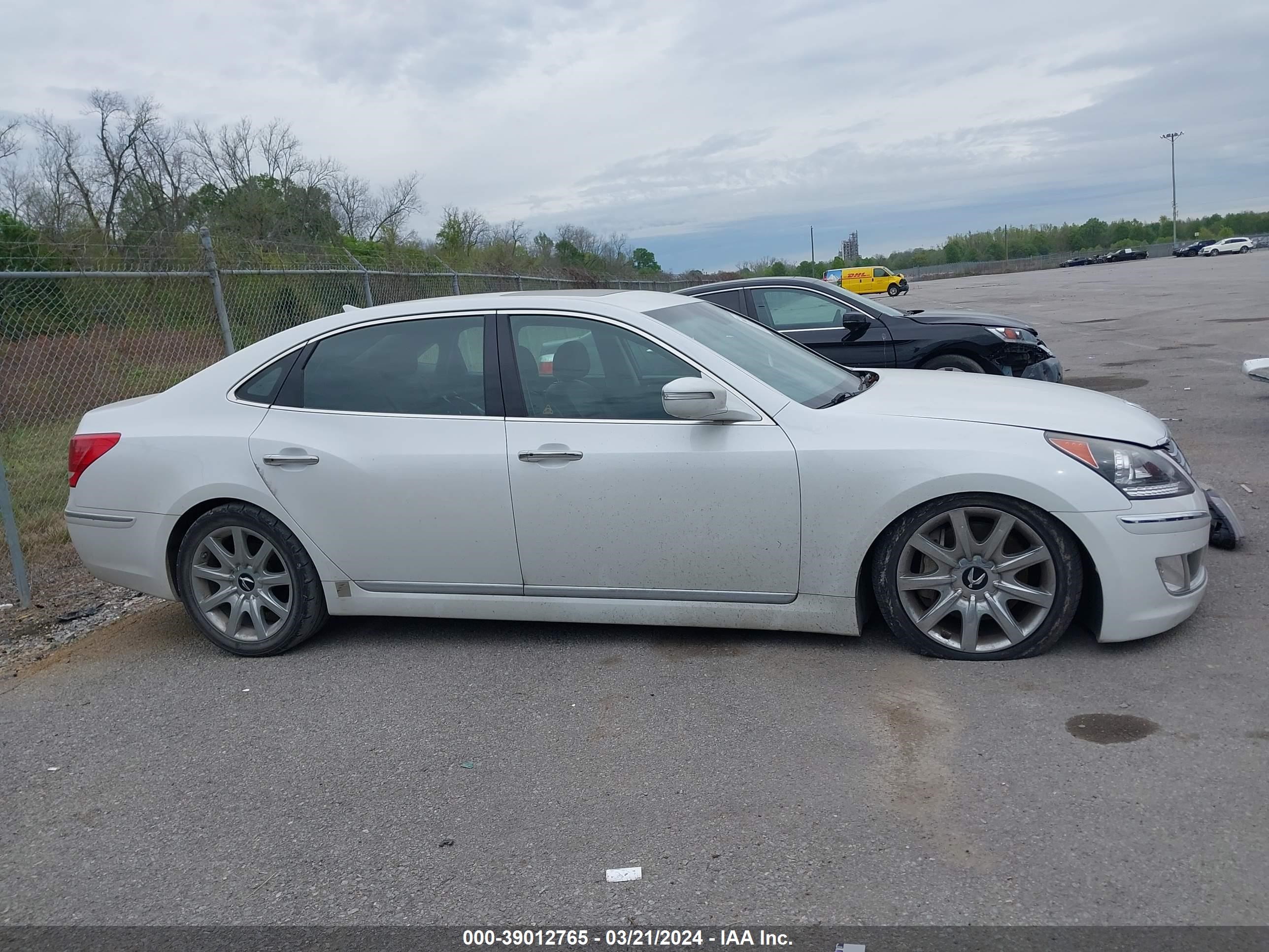 Photo 13 VIN: KMHGH4JH5DU058456 - HYUNDAI EQUUS 