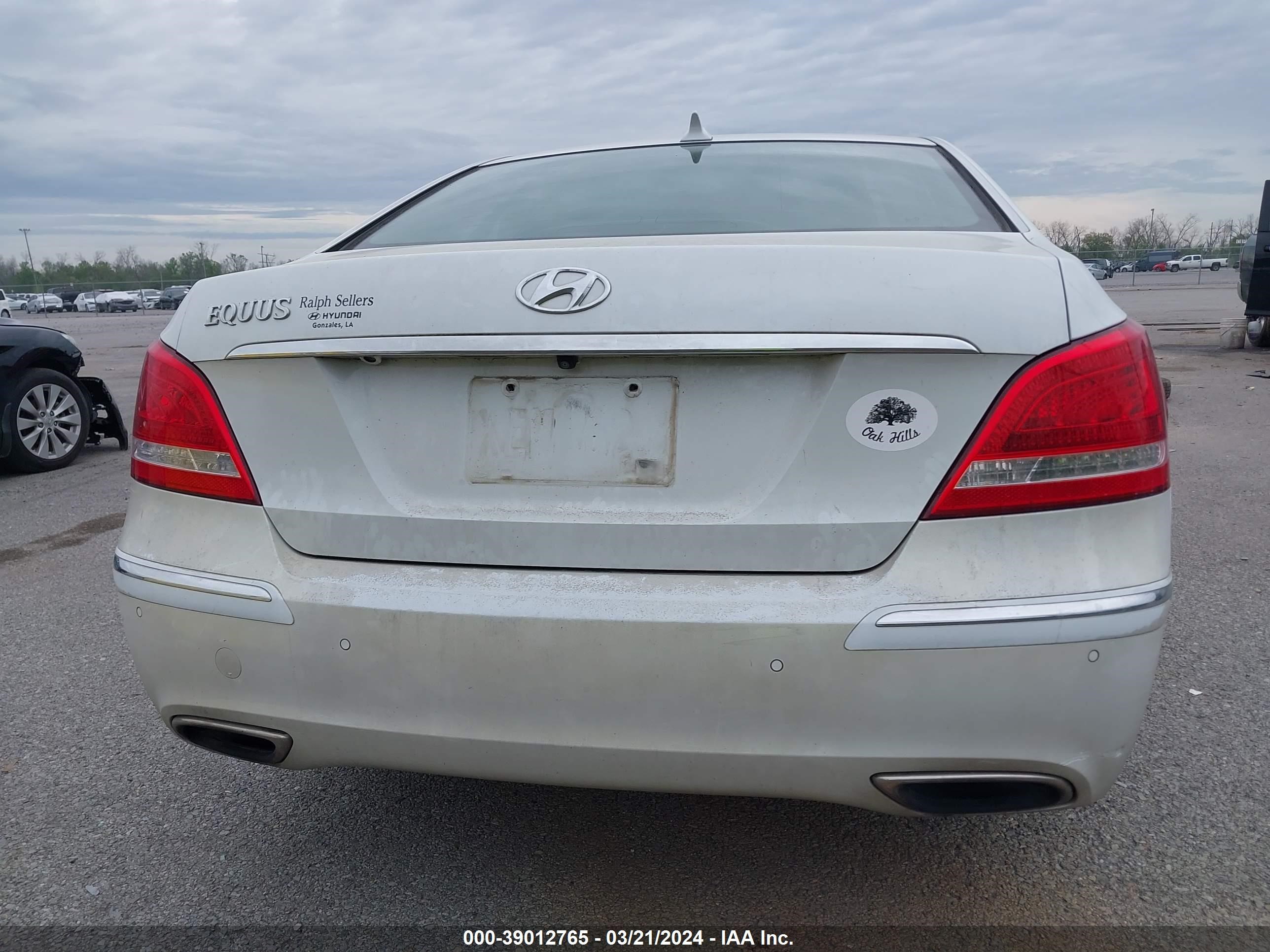 Photo 16 VIN: KMHGH4JH5DU058456 - HYUNDAI EQUUS 