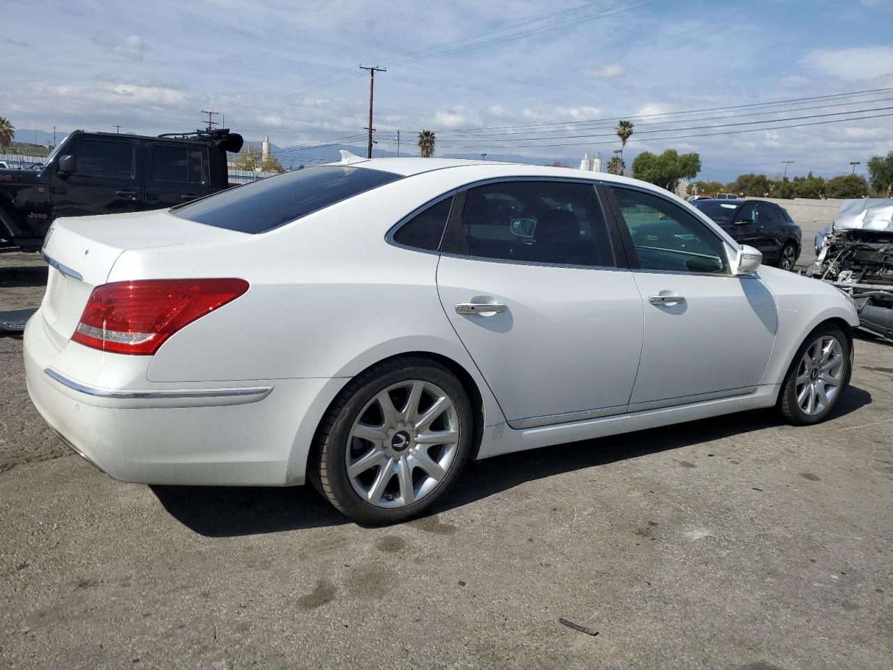 Photo 2 VIN: KMHGH4JHXDU059330 - HYUNDAI EQUUS 