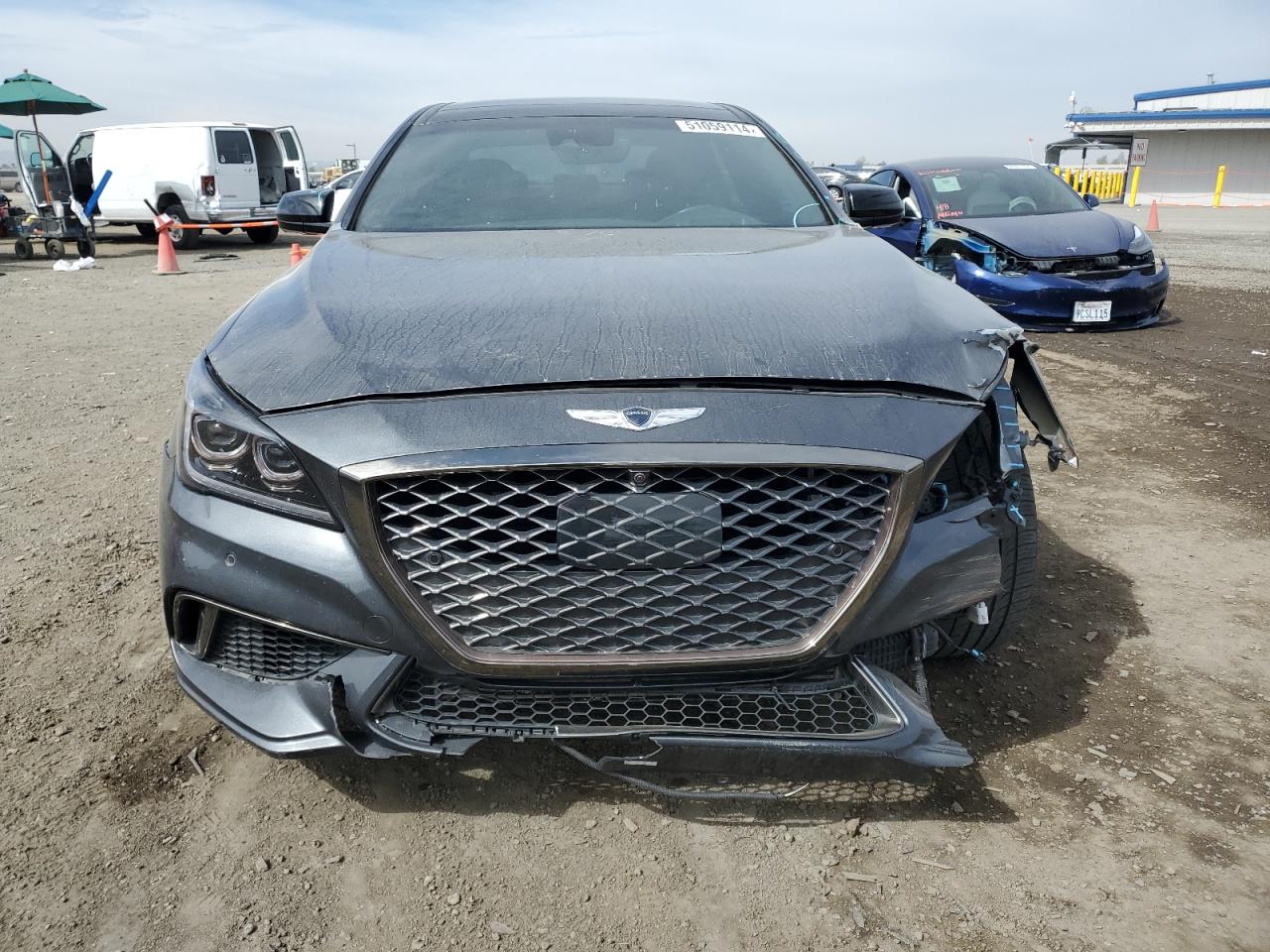 Photo 4 VIN: KMHGN4JB6JU230459 - GENESIS G80 