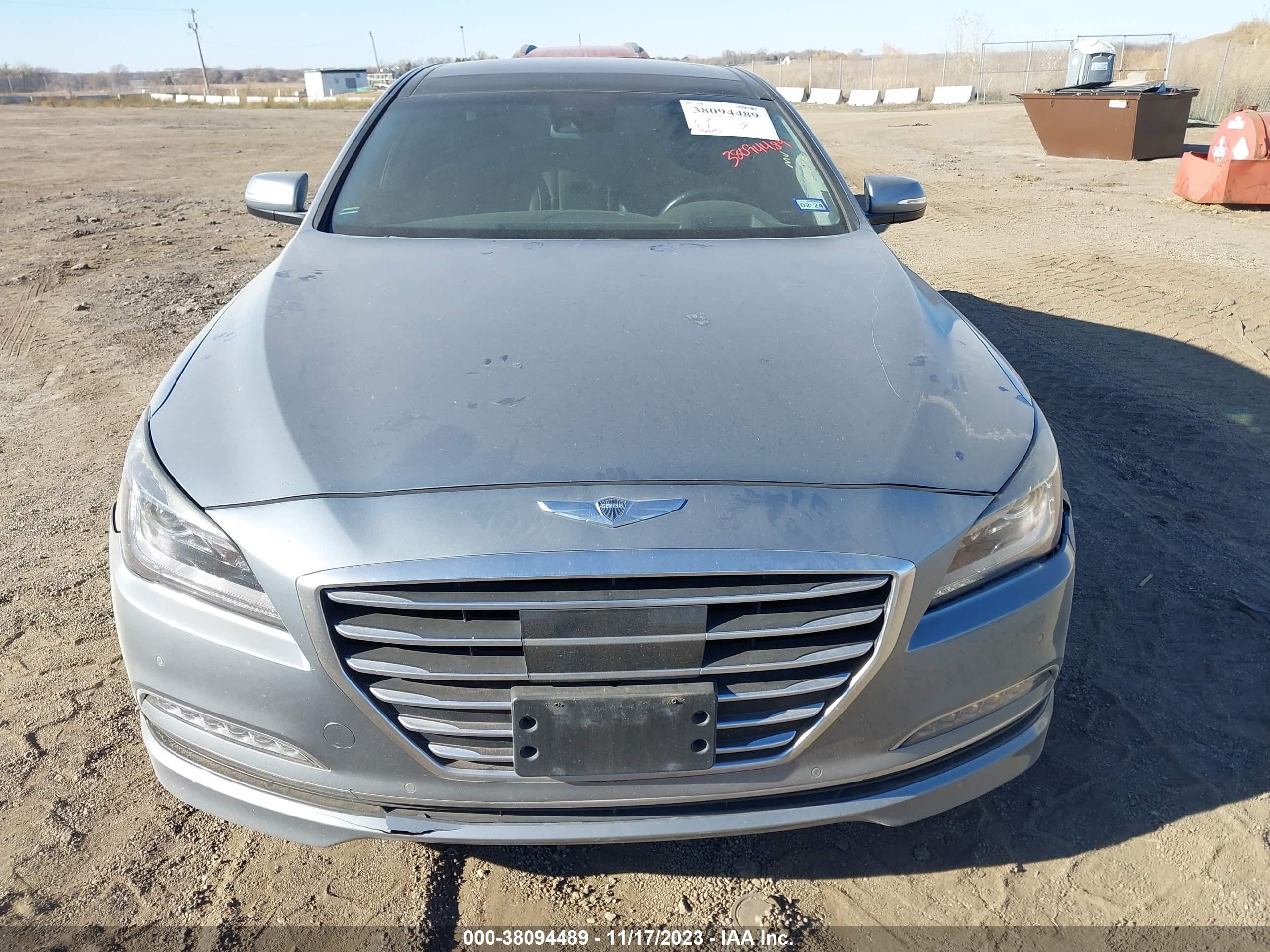 Photo 11 VIN: KMHGN4JE0GU112796 - HYUNDAI GENESIS 