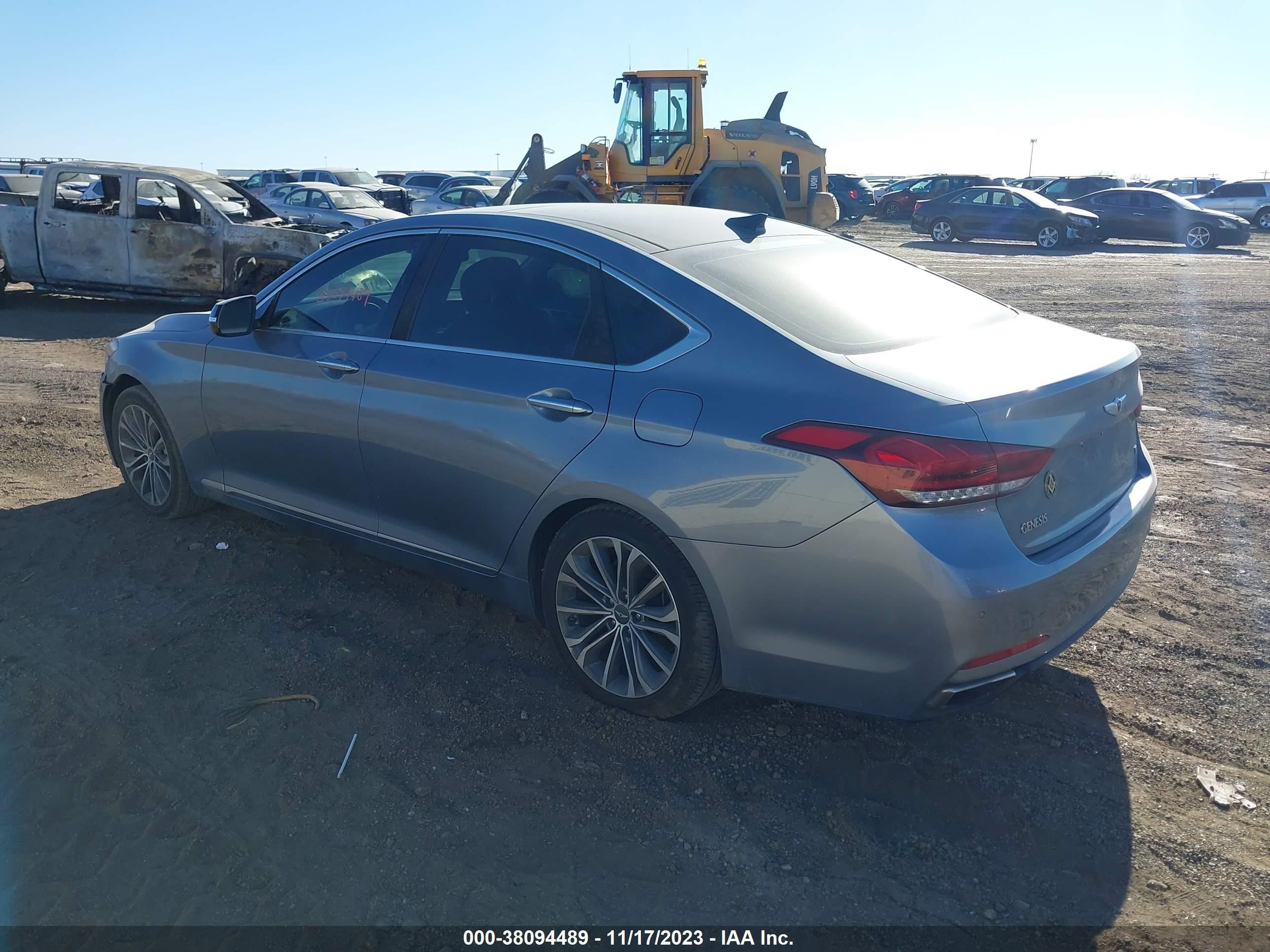 Photo 2 VIN: KMHGN4JE0GU112796 - HYUNDAI GENESIS 