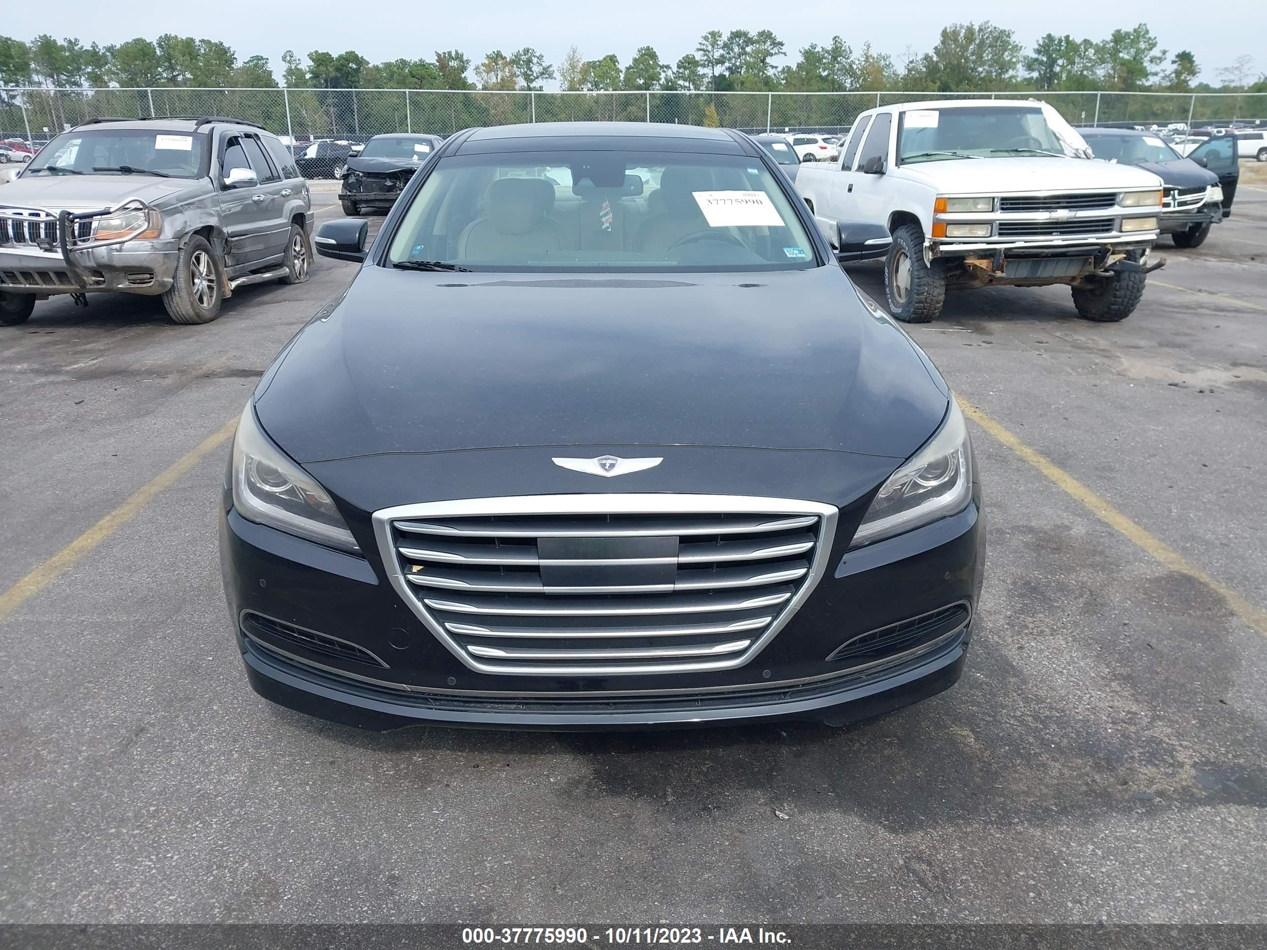 Photo 11 VIN: KMHGN4JE1FU090421 - HYUNDAI GENESIS 