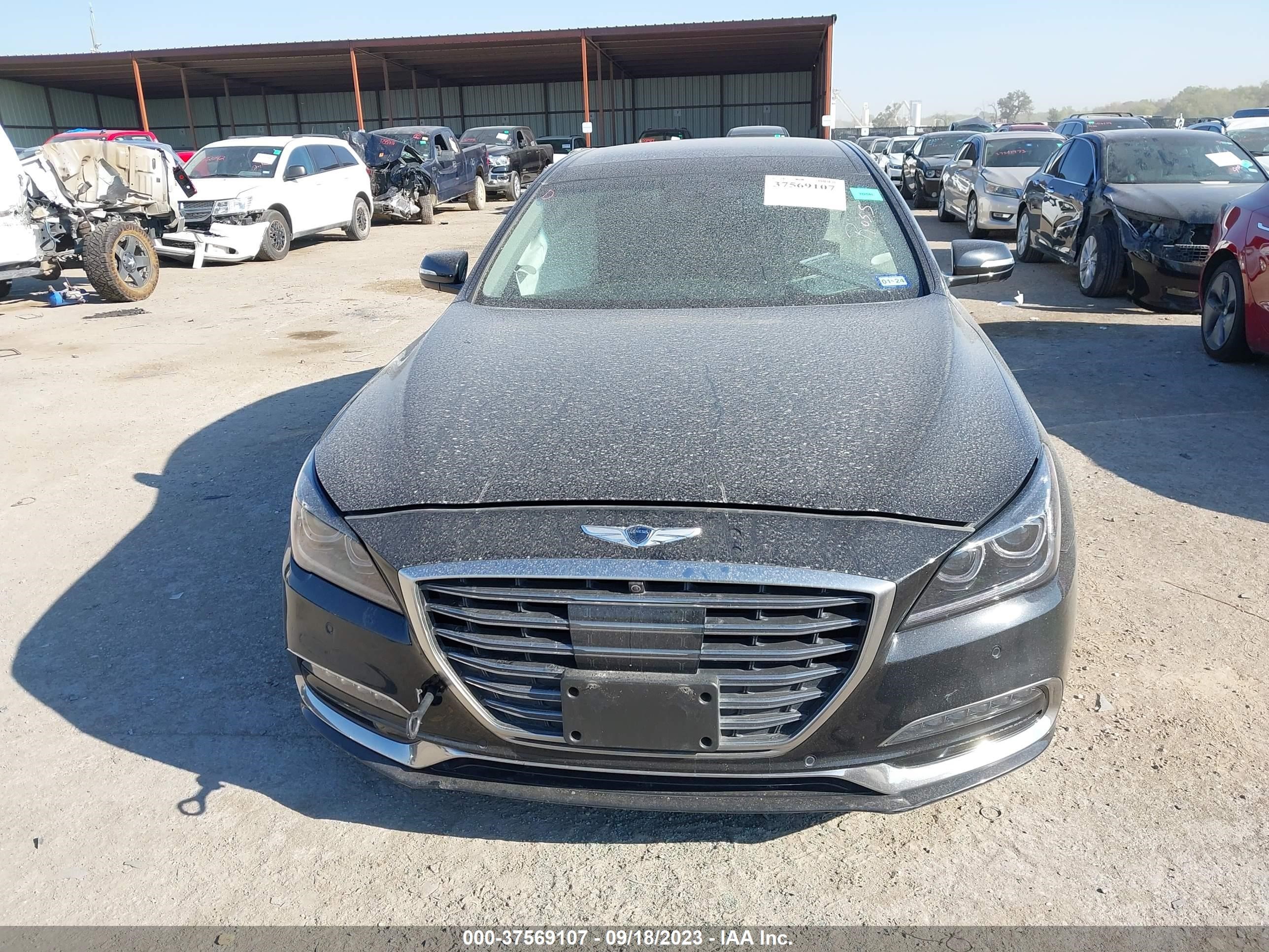 Photo 11 VIN: KMHGN4JE1JU241041 - GENESIS G80 