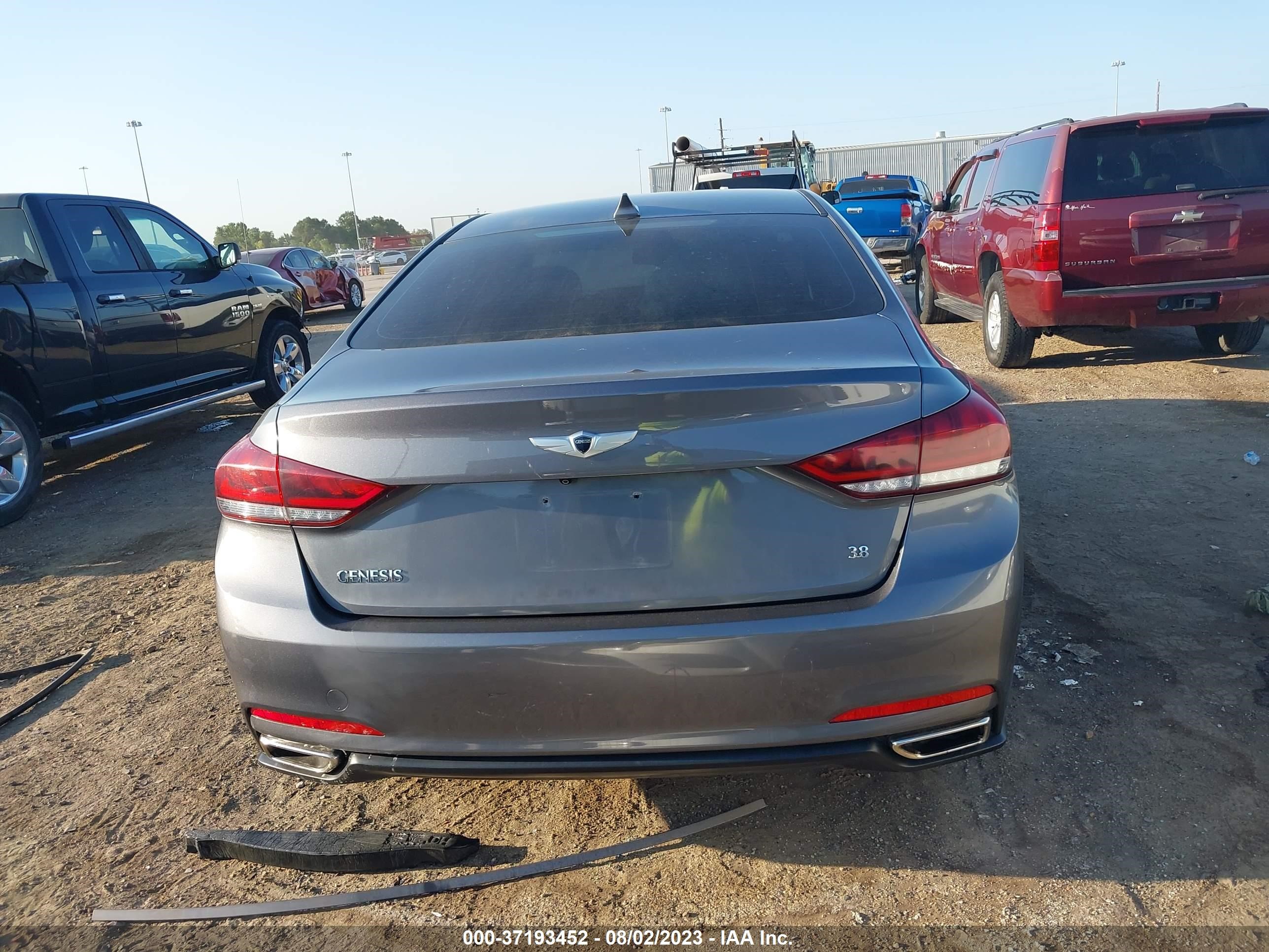 Photo 15 VIN: KMHGN4JE2GU143337 - HYUNDAI GENESIS 