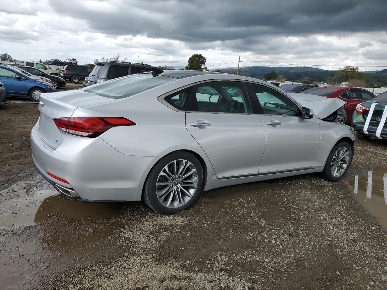 Photo 2 VIN: KMHGN4JE5HU173661 - GENESIS G80 