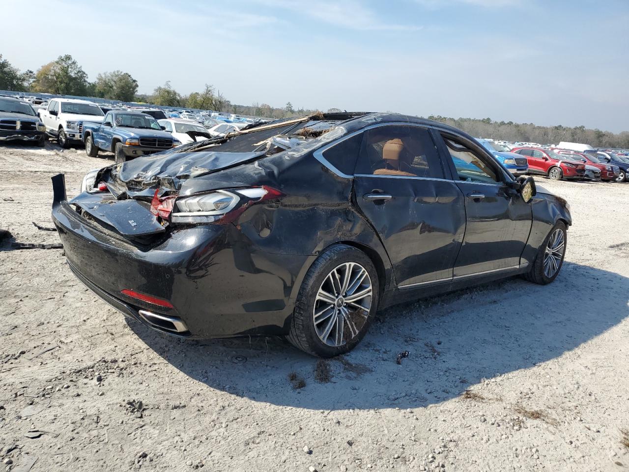 Photo 2 VIN: KMHGN4JE6JU253136 - GENESIS G80 