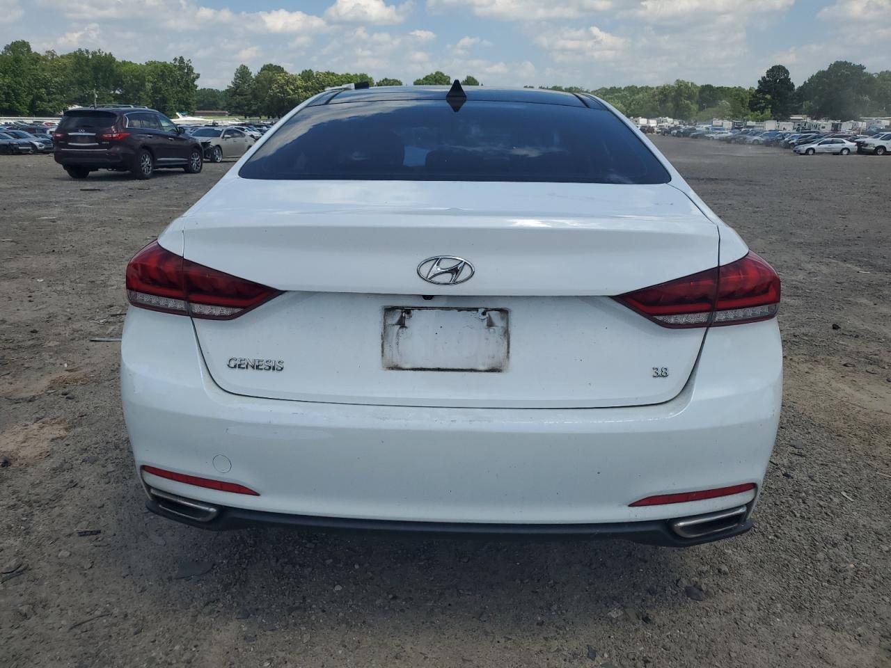 Photo 5 VIN: KMHGN4JE7FU067080 - HYUNDAI GENESIS 