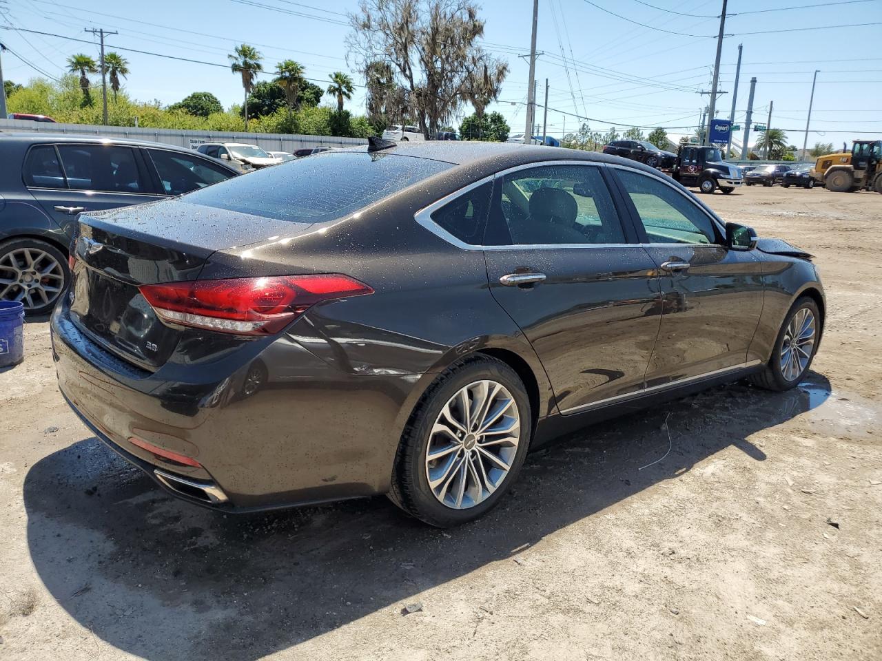 Photo 2 VIN: KMHGN4JE7HU182040 - GENESIS G80 