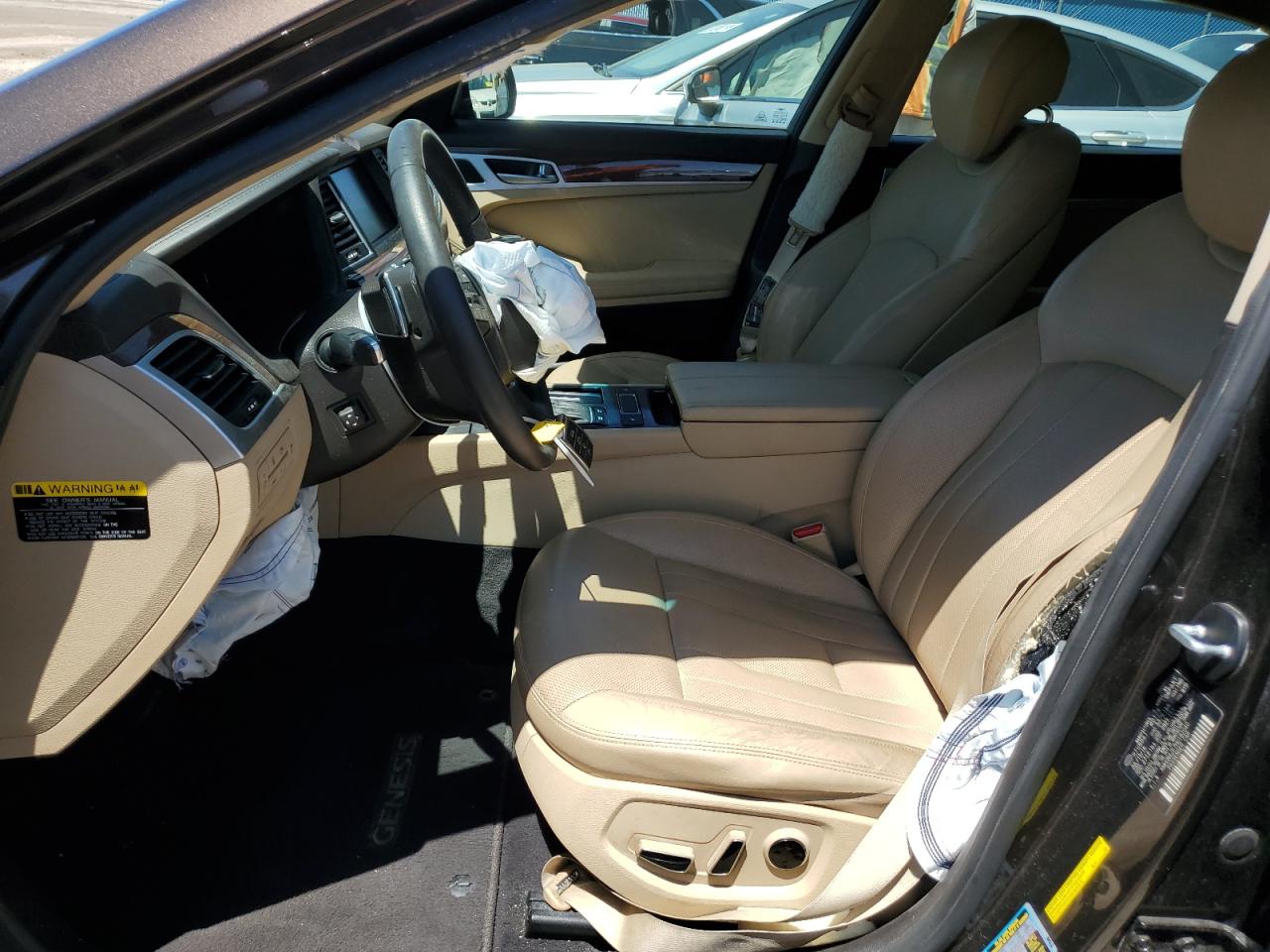 Photo 6 VIN: KMHGN4JE7HU182040 - GENESIS G80 