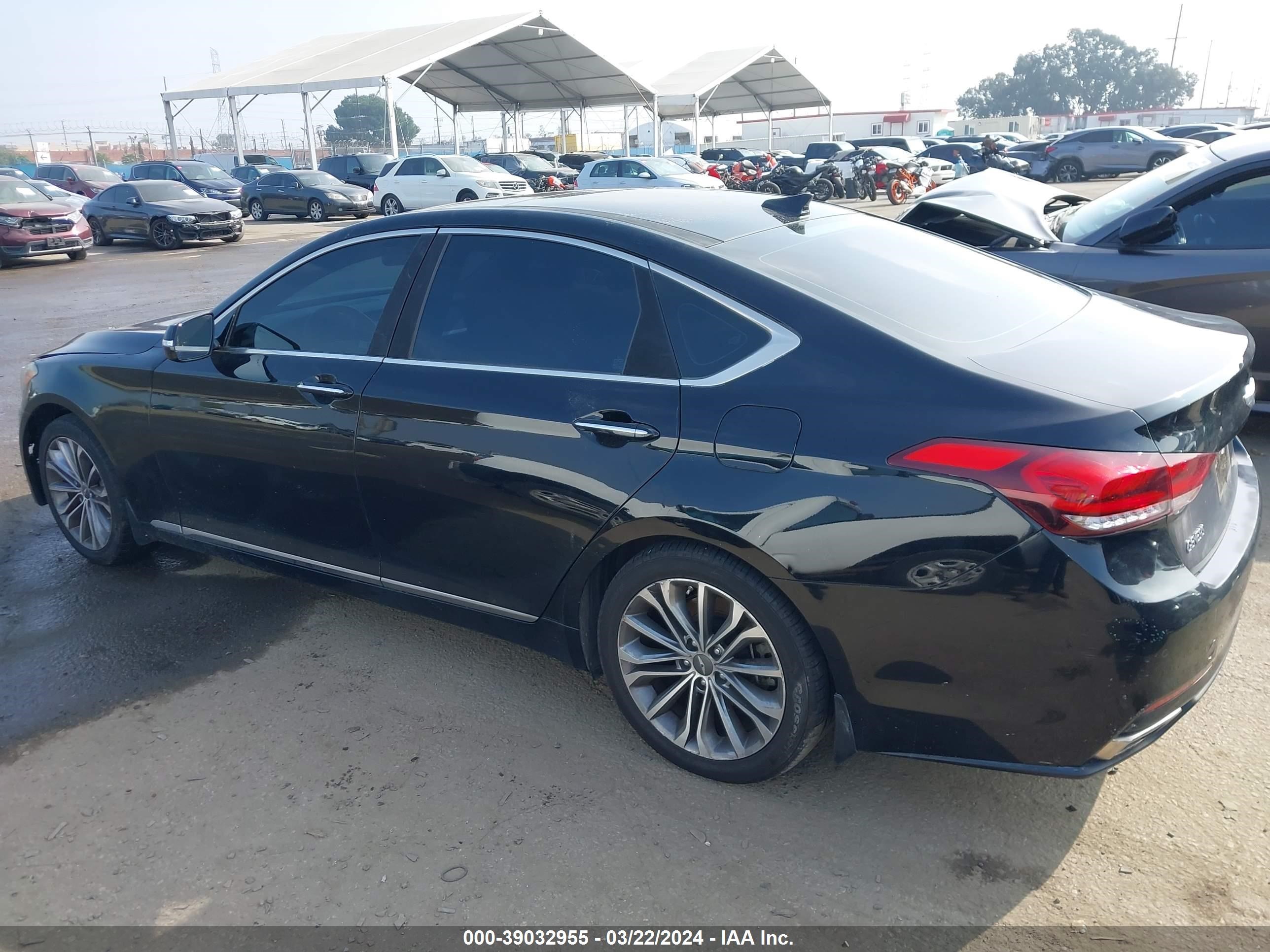 Photo 13 VIN: KMHGN4JE8GU142497 - HYUNDAI GENESIS 