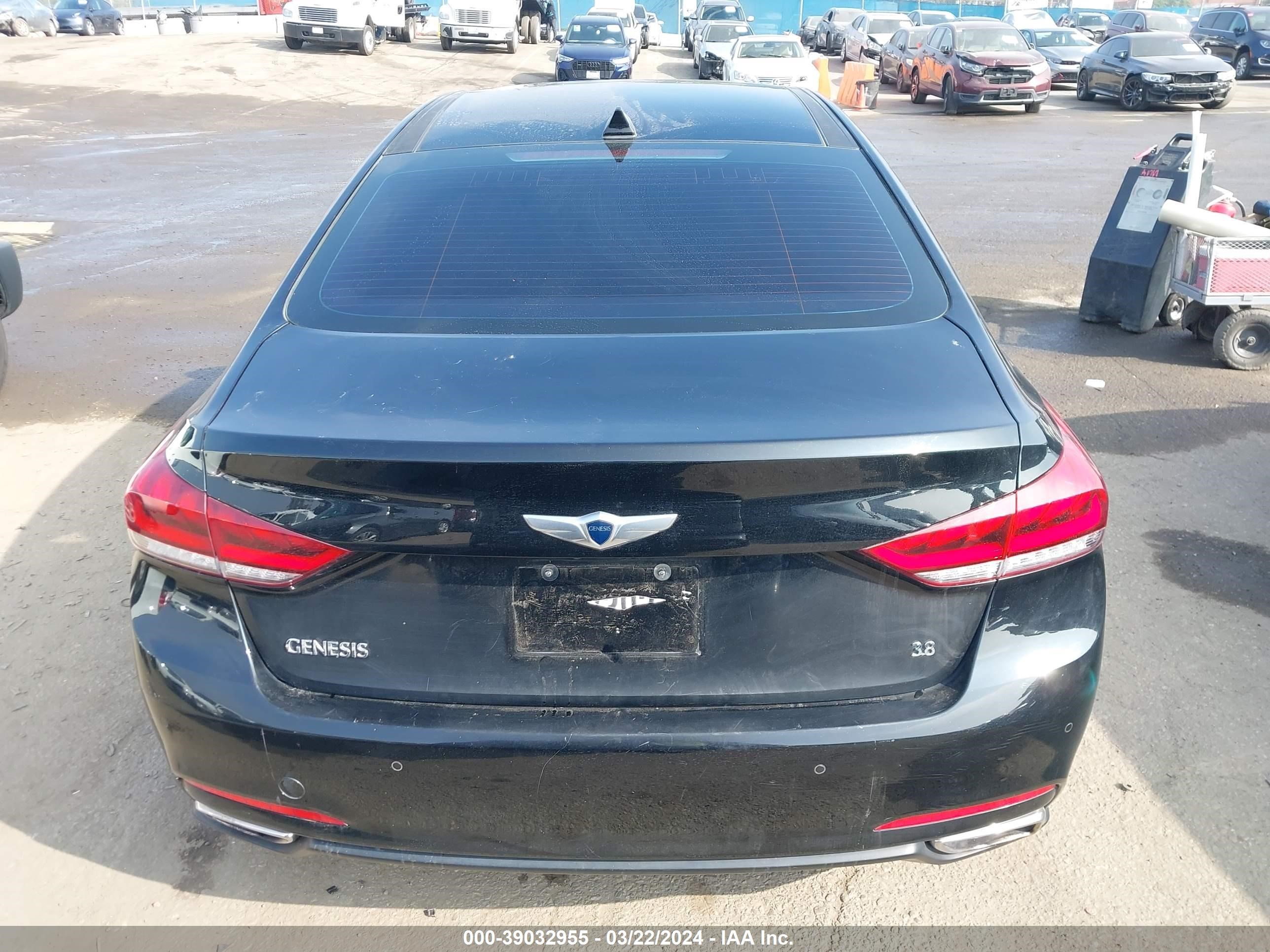 Photo 15 VIN: KMHGN4JE8GU142497 - HYUNDAI GENESIS 