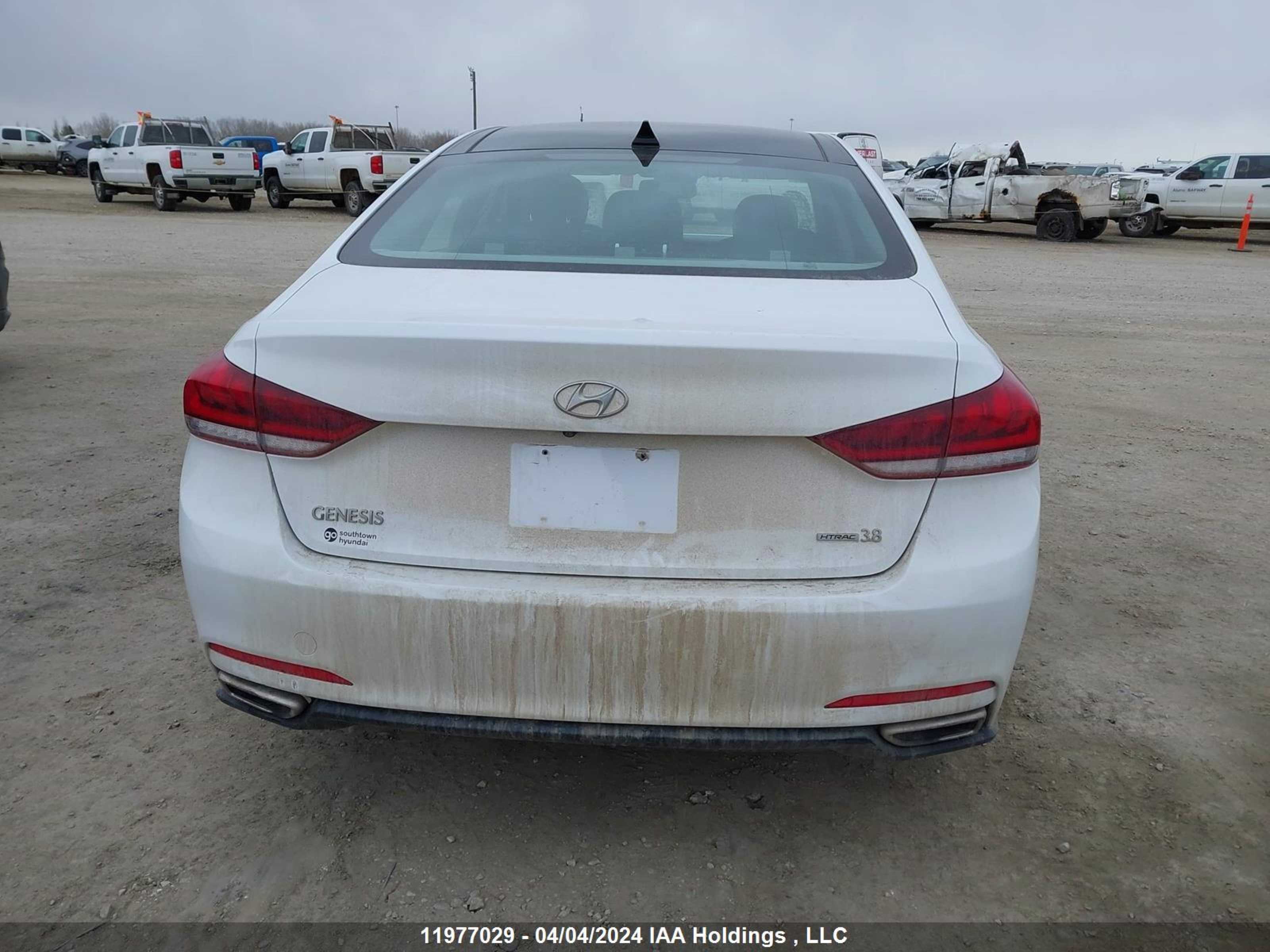 Photo 16 VIN: KMHGN4JE8GU150969 - HYUNDAI GENESIS 