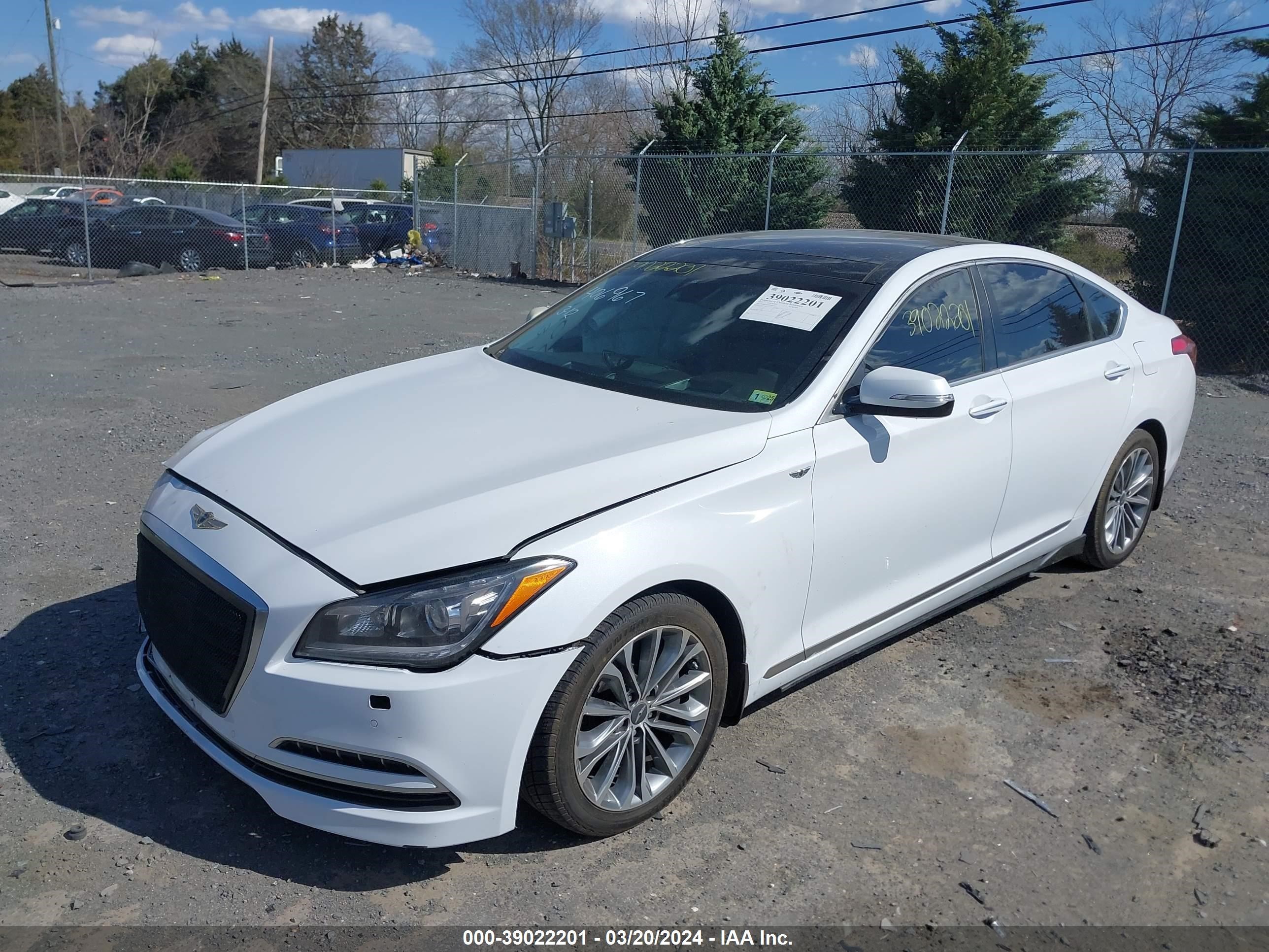 Photo 1 VIN: KMHGN4JE9FU086147 - HYUNDAI GENESIS 