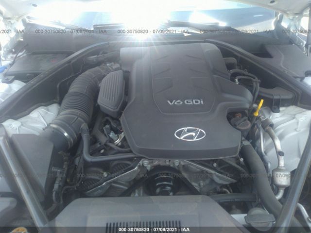 Photo 9 VIN: KMHGN4JEXGU133817 - HYUNDAI GENESIS 