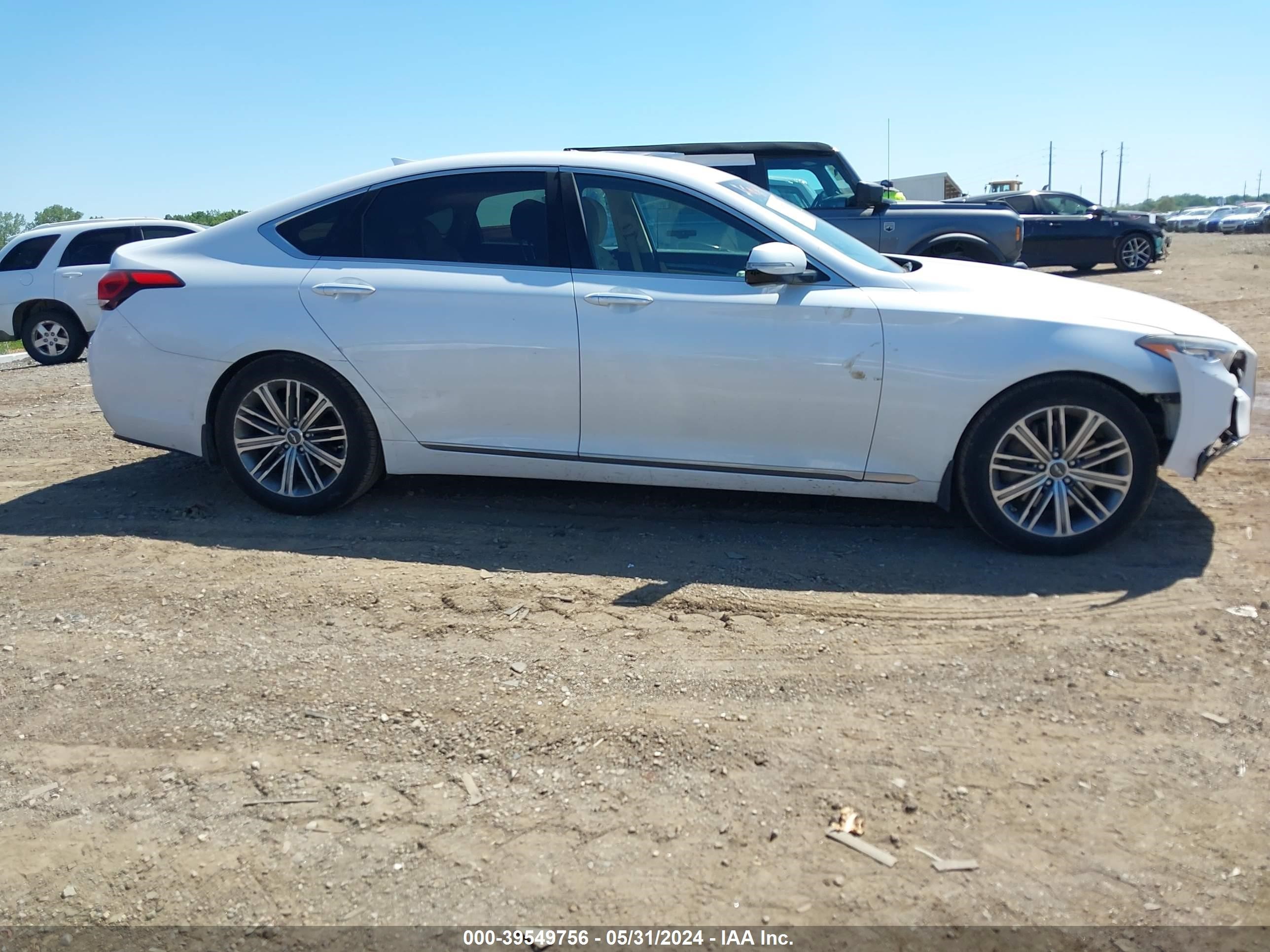 Photo 12 VIN: KMHGN4JEXJU225615 - GENESIS G80 