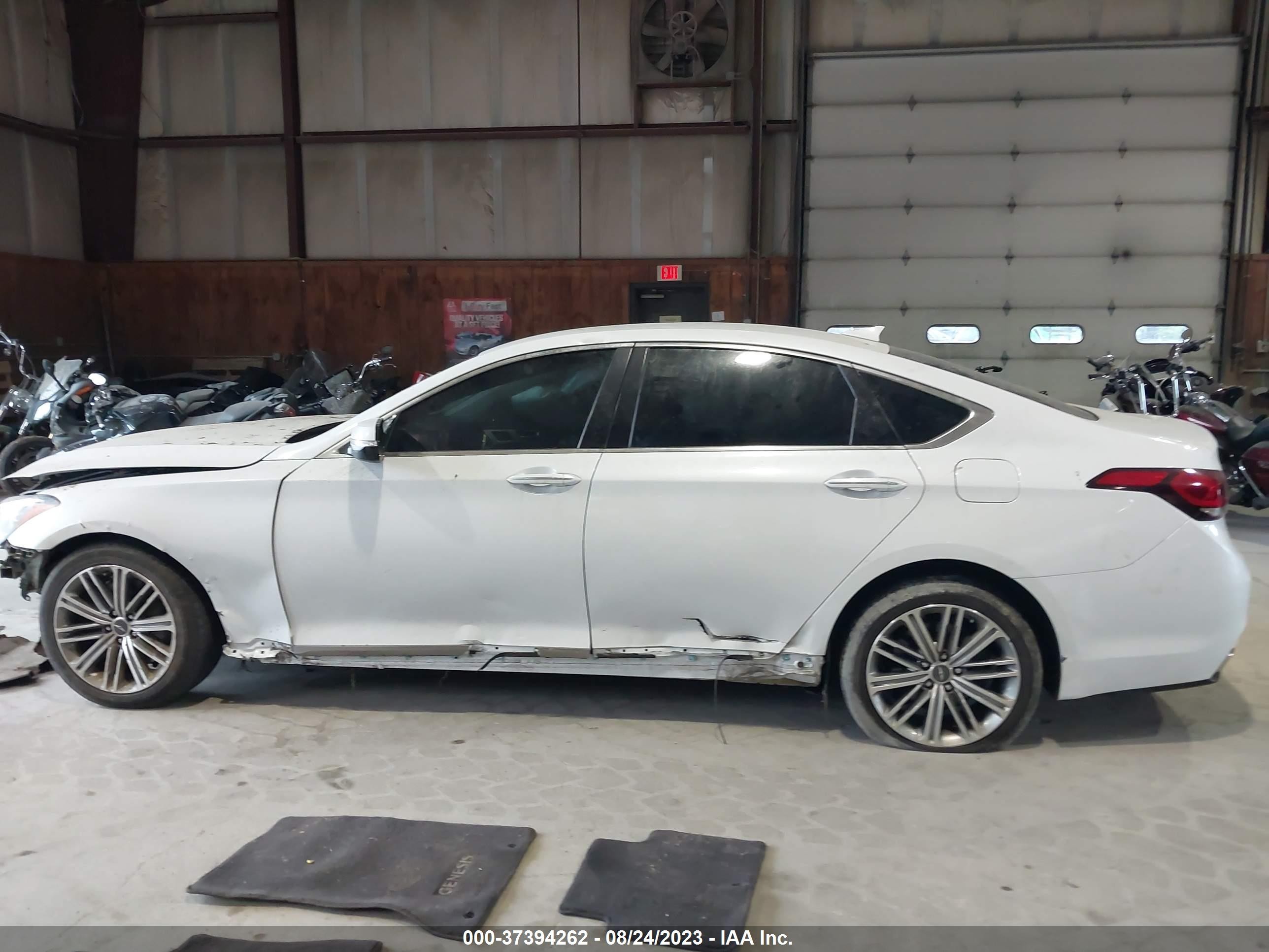 Photo 14 VIN: KMHGN4JEXJU233391 - GENESIS G80 