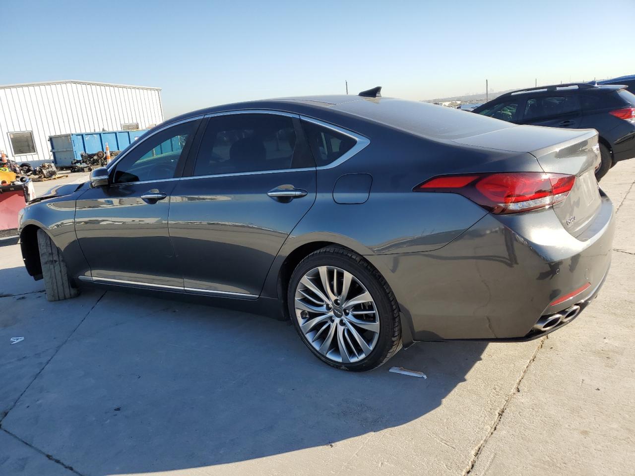 Photo 1 VIN: KMHGN4JF0JU257756 - GENESIS G80 