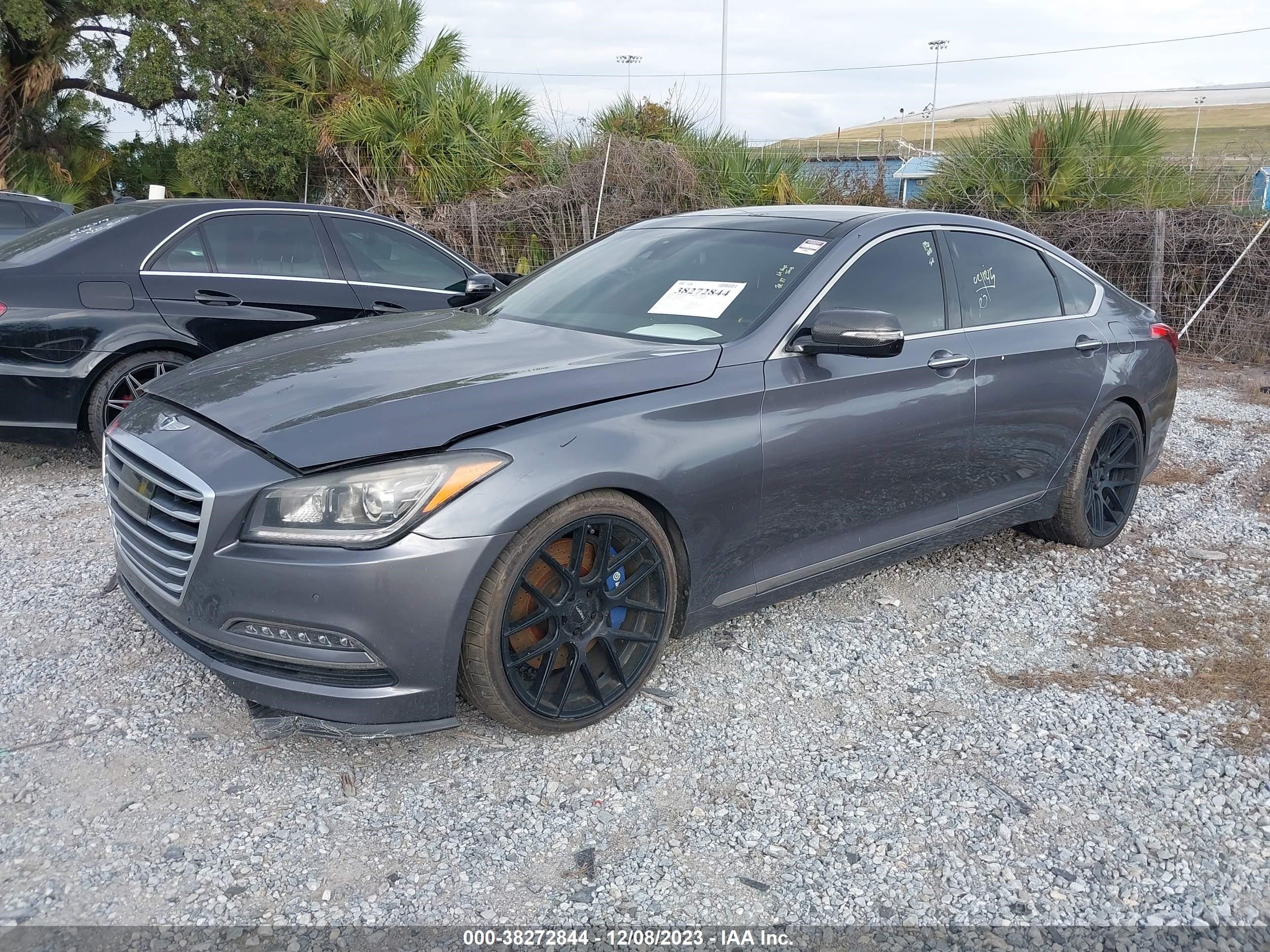 Photo 1 VIN: KMHGN4JF1FU093912 - HYUNDAI GENESIS 