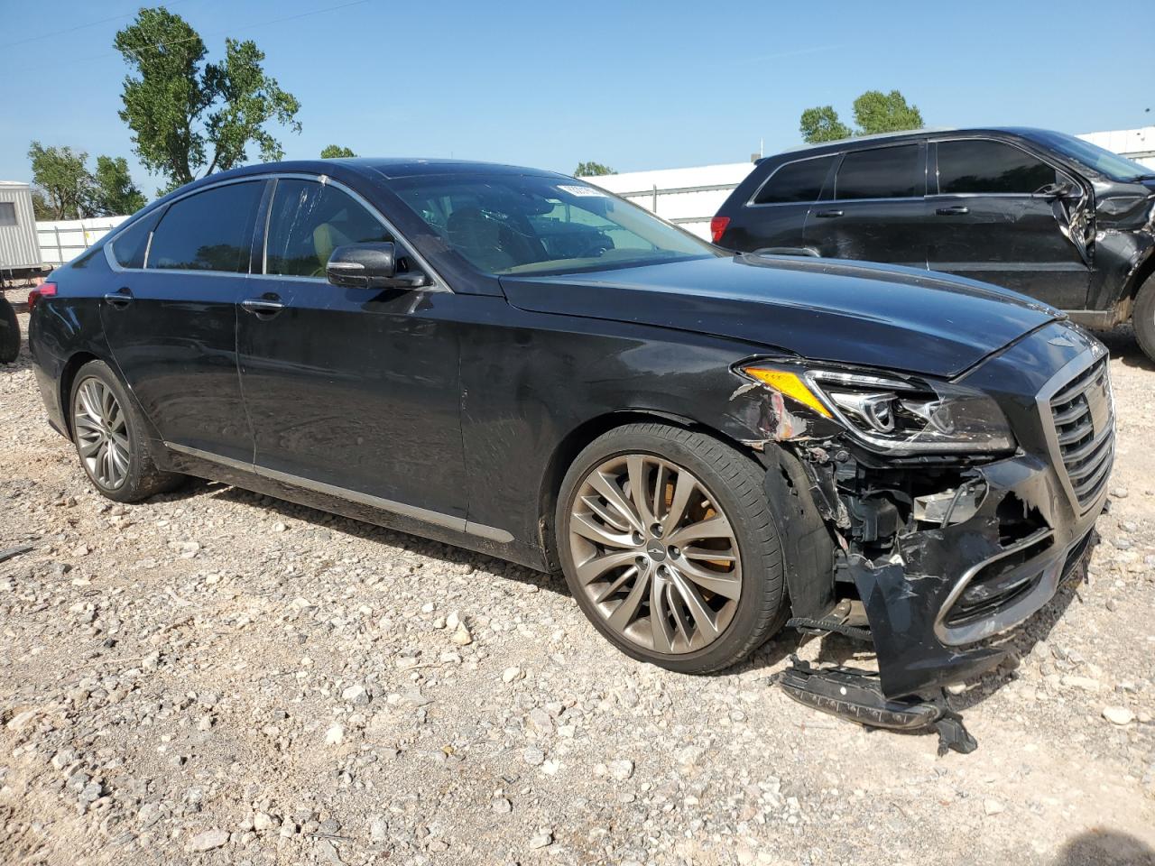 Photo 3 VIN: KMHGN4JF2JU240568 - GENESIS G80 