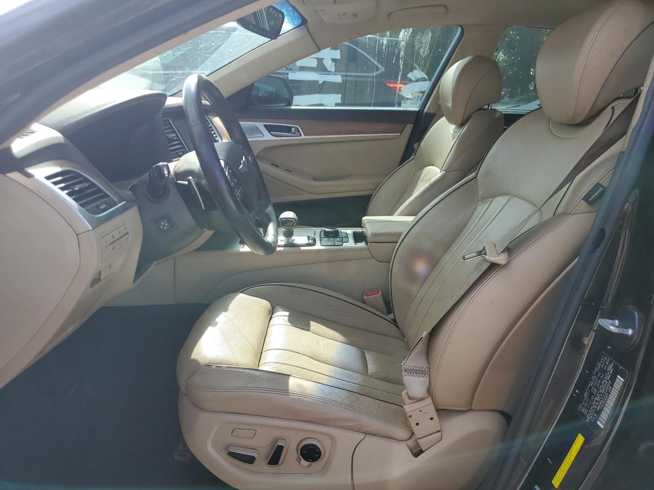 Photo 6 VIN: KMHGN4JF2JU240568 - GENESIS G80 