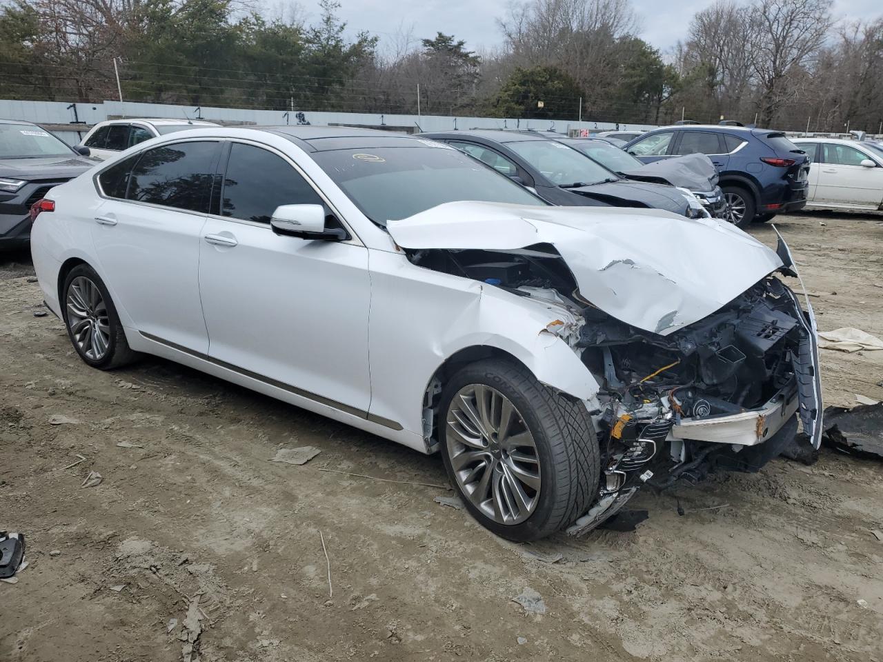 Photo 3 VIN: KMHGN4JF4JU245917 - GENESIS G80 