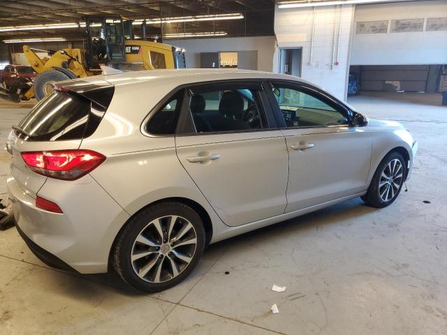 Photo 2 VIN: KMHH35LE0JU010578 - HYUNDAI ELANTRA GT 