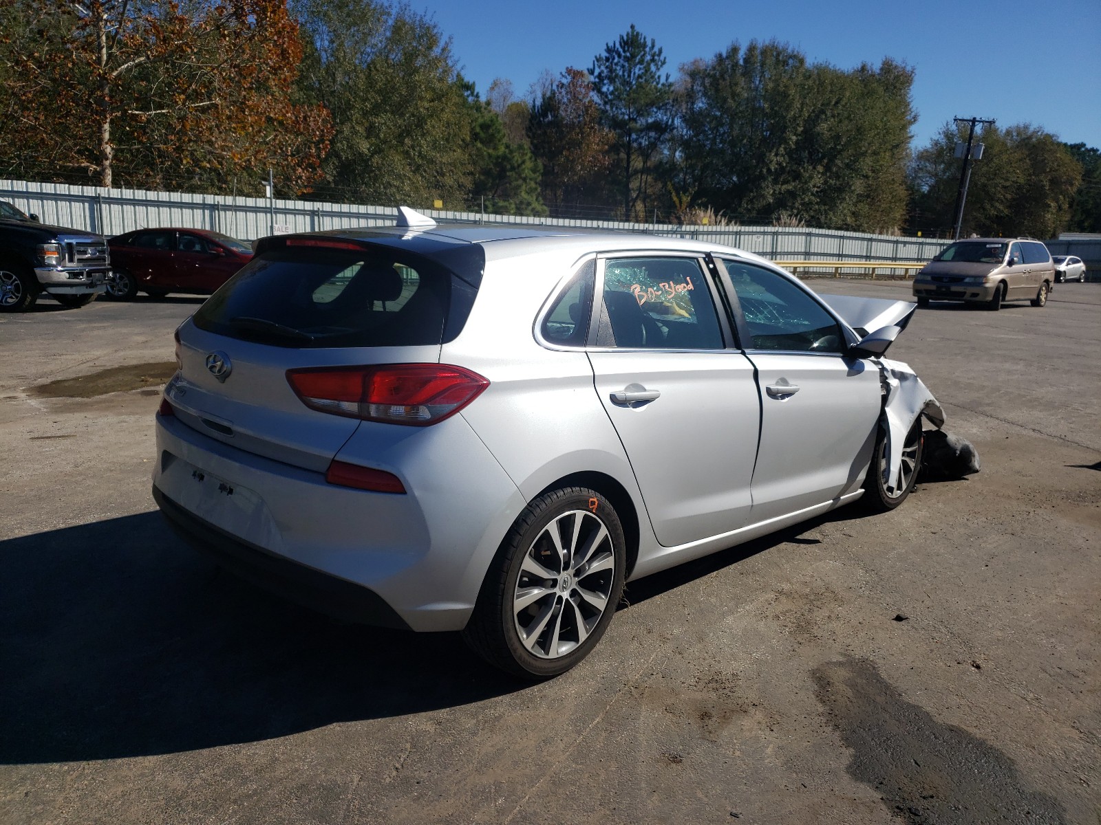 Photo 3 VIN: KMHH35LE0JU027865 - HYUNDAI ELANTRA GT 