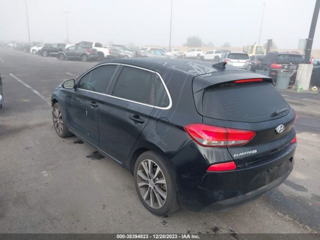 Photo 2 VIN: KMHH35LE0LU145840 - HYUNDAI ELANTRA GT 