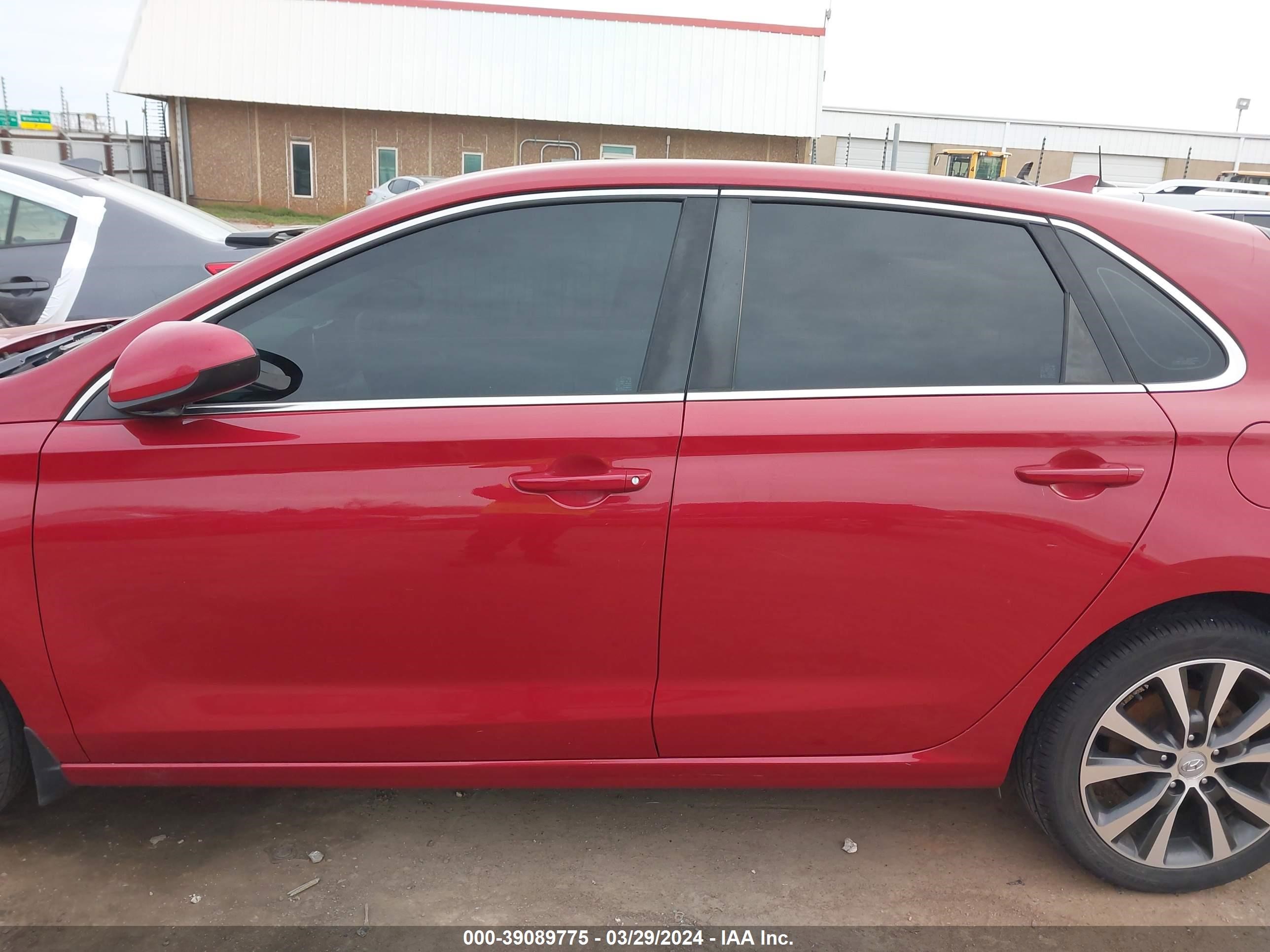 Photo 13 VIN: KMHH35LE1JU013909 - HYUNDAI ELANTRA 