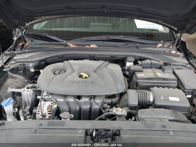 Photo 9 VIN: KMHH35LE1JU021413 - HYUNDAI ELANTRA GT 