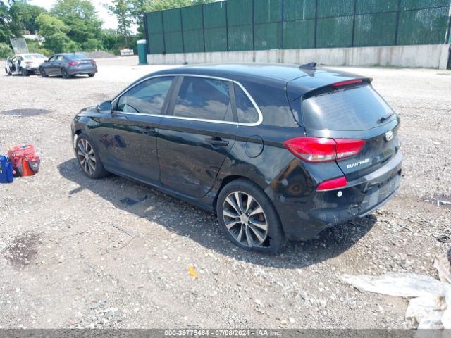 Photo 2 VIN: KMHH35LE1JU032136 - HYUNDAI ELANTRA GT 