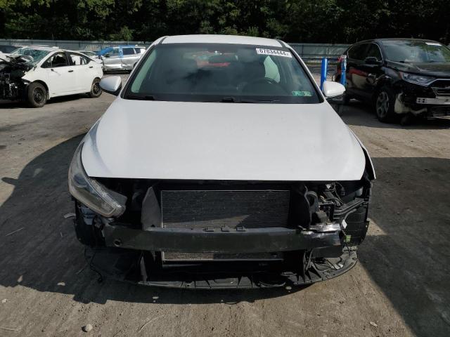 Photo 4 VIN: KMHH35LE2JU012266 - HYUNDAI ELANTRA GT 