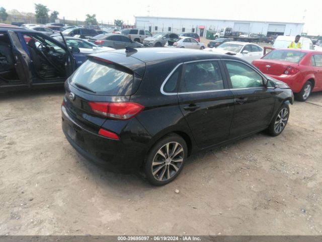 Photo 3 VIN: KMHH35LE2JU038088 - HYUNDAI ELANTRA GT 